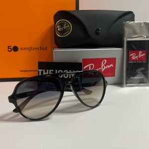 Ray-Ban Cats 5000 Black Blue Gradient RB4125 59mm